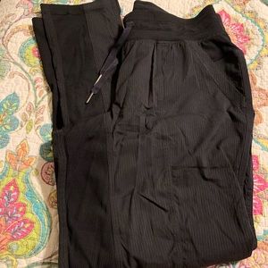 Lululemon street to studio pant